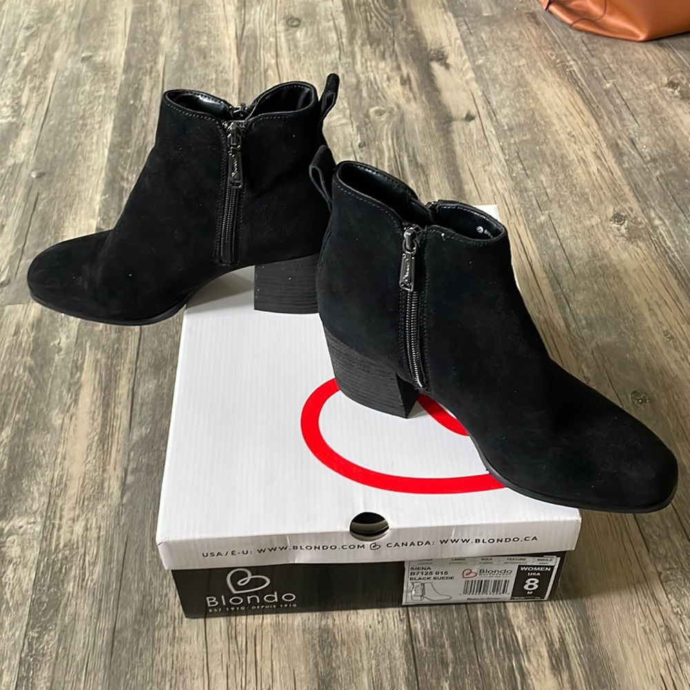 BLONDO Black suede booties - Waterproof - with zipper on both inside and outside